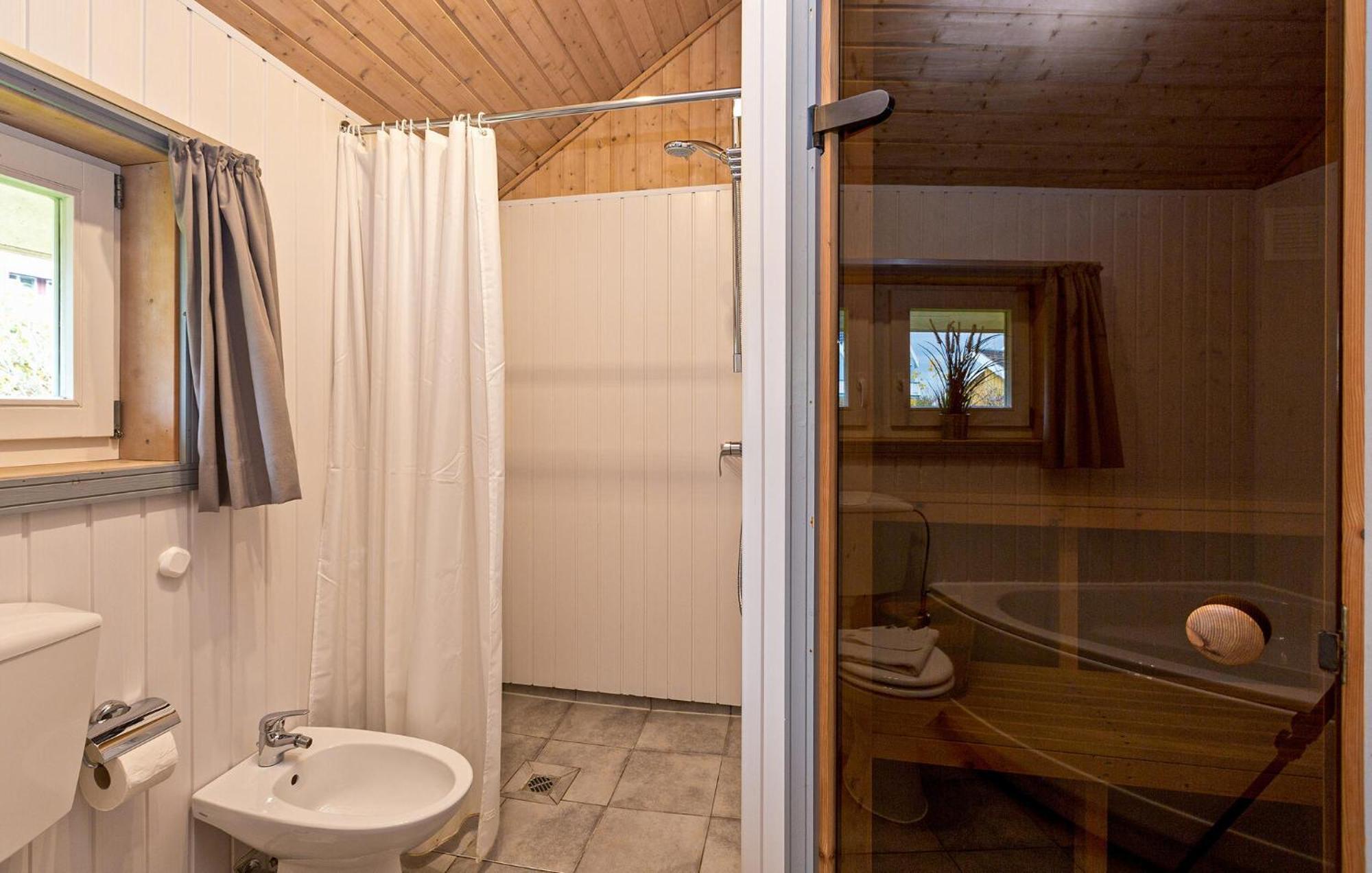 Gorgeous Home In Rechlin With Sauna エクステリア 写真