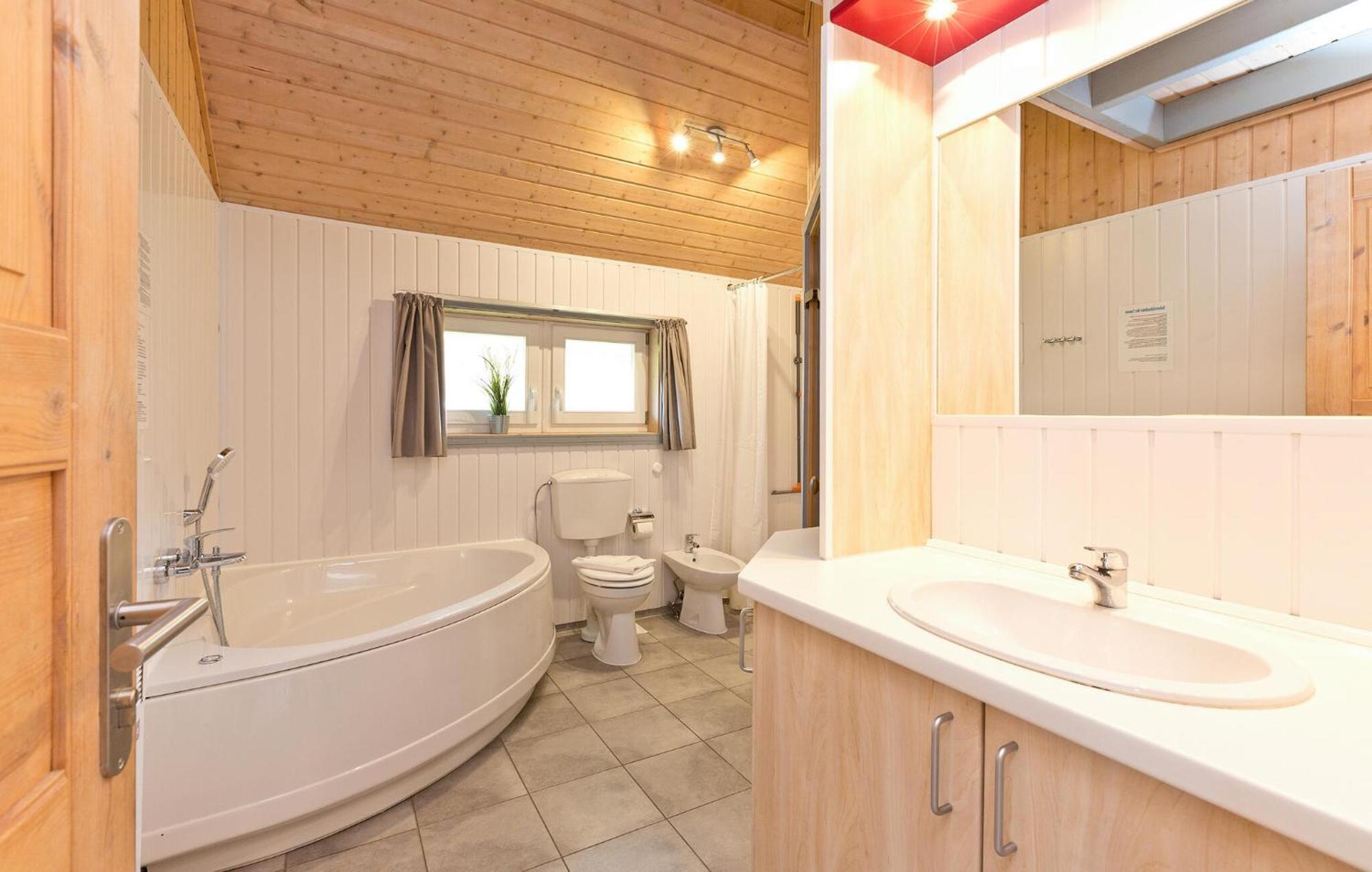 Gorgeous Home In Rechlin With Sauna エクステリア 写真